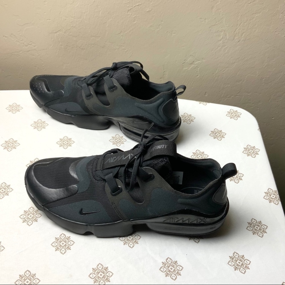 NEW Nike Airmax Black Ltwt Athletic Shoes Men 11.5